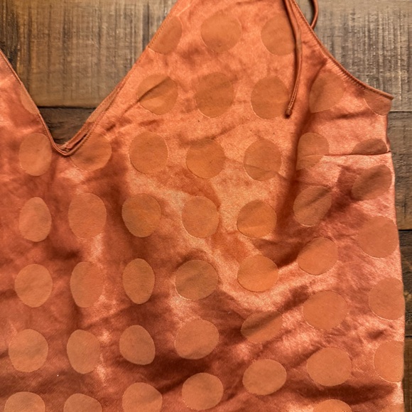 VICTORIAS SECRET Dot Pattern Top - Picture 3 of 4